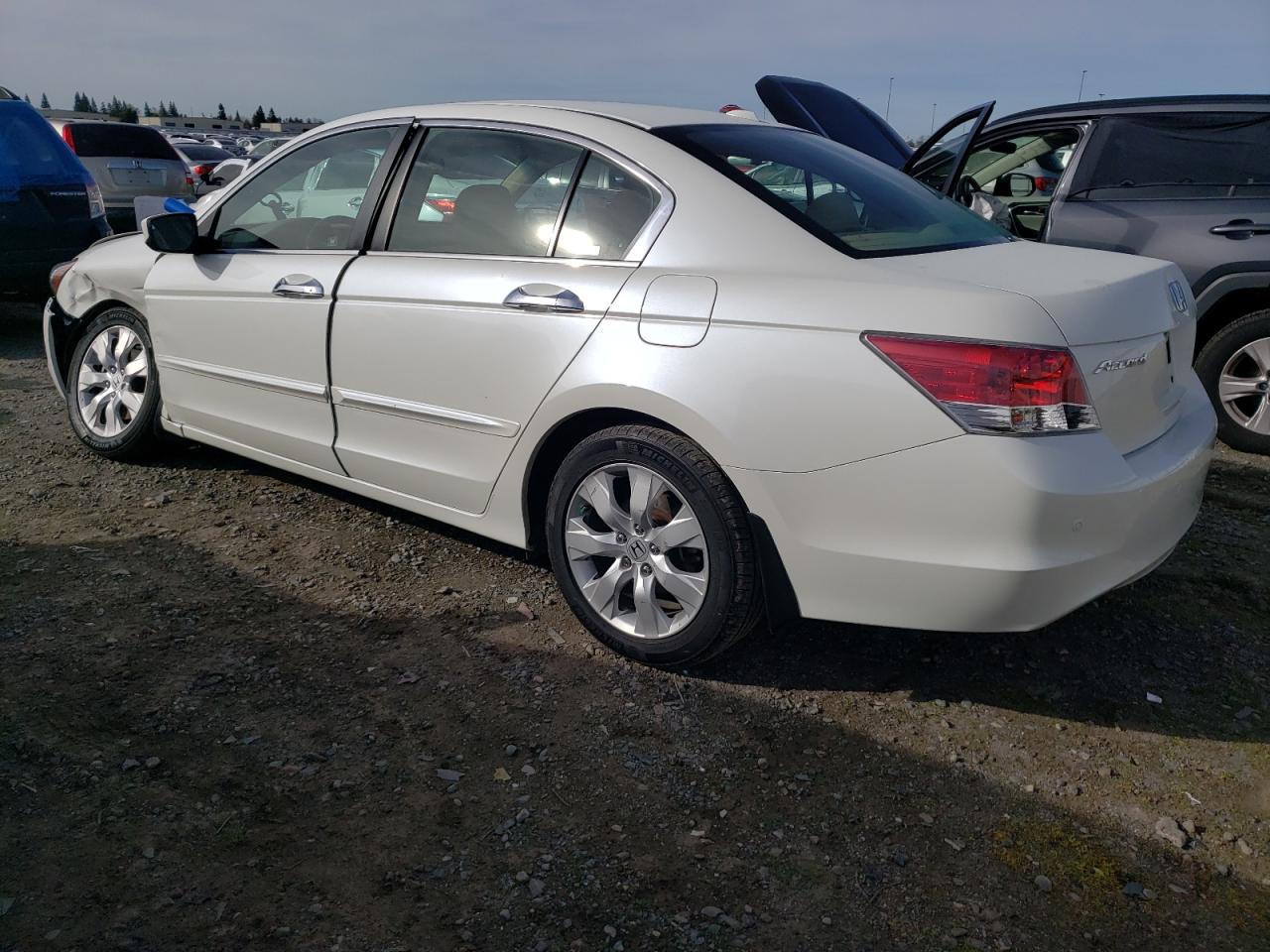 Photo 1 VIN: 1HGCP36868A077342 - HONDA ACCORD 