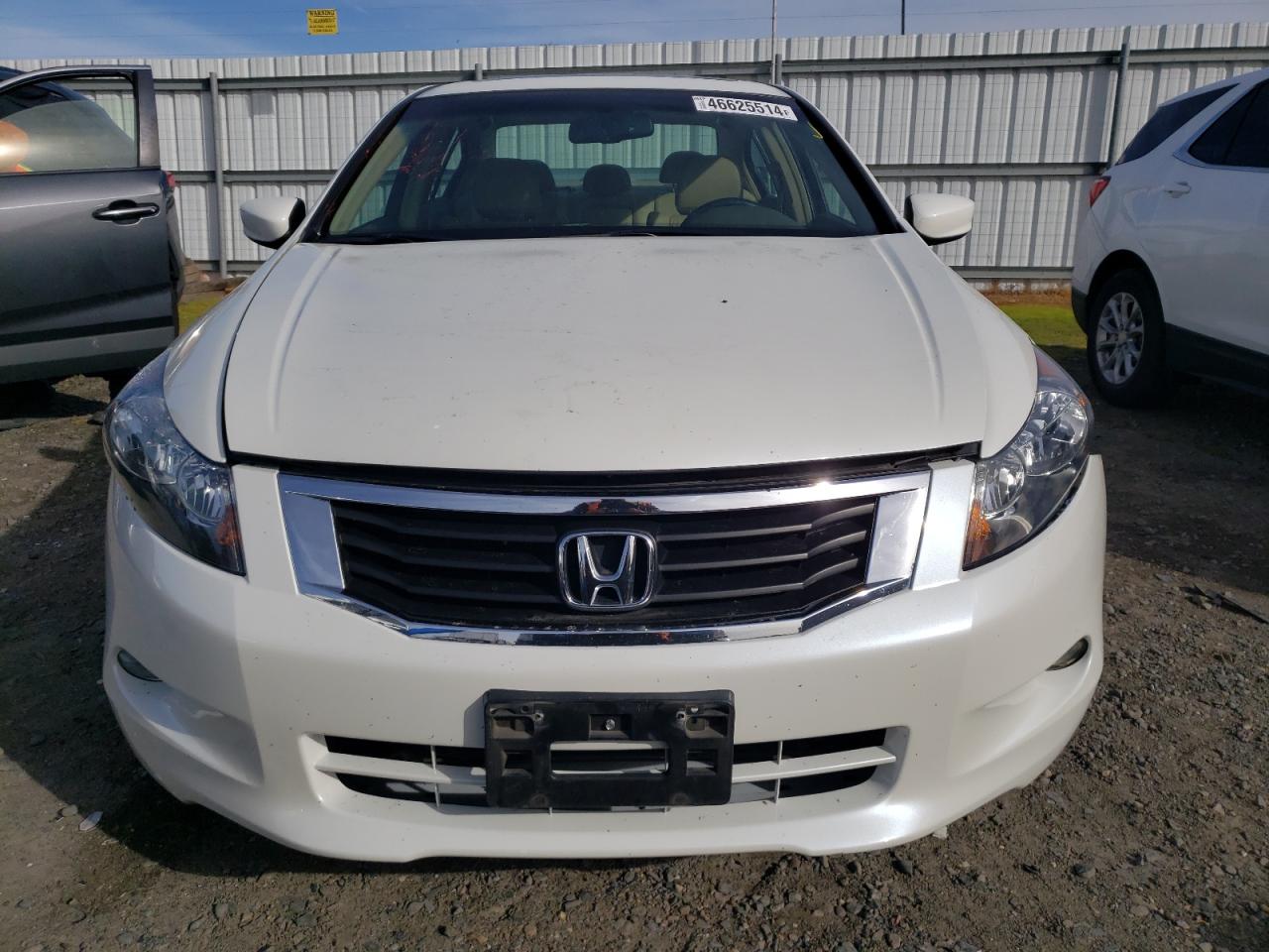 Photo 4 VIN: 1HGCP36868A077342 - HONDA ACCORD 