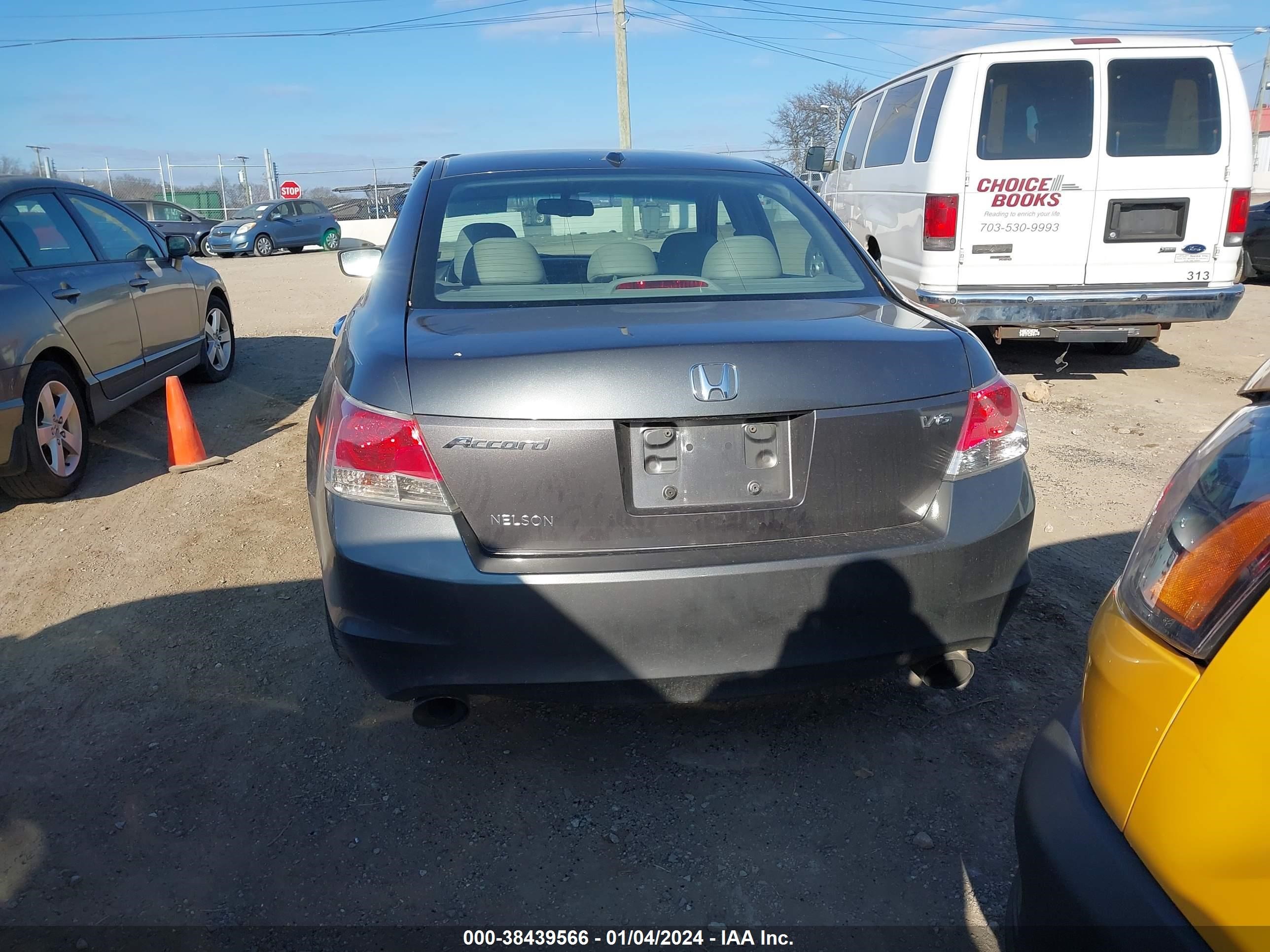 Photo 15 VIN: 1HGCP36869A006529 - HONDA ACCORD 