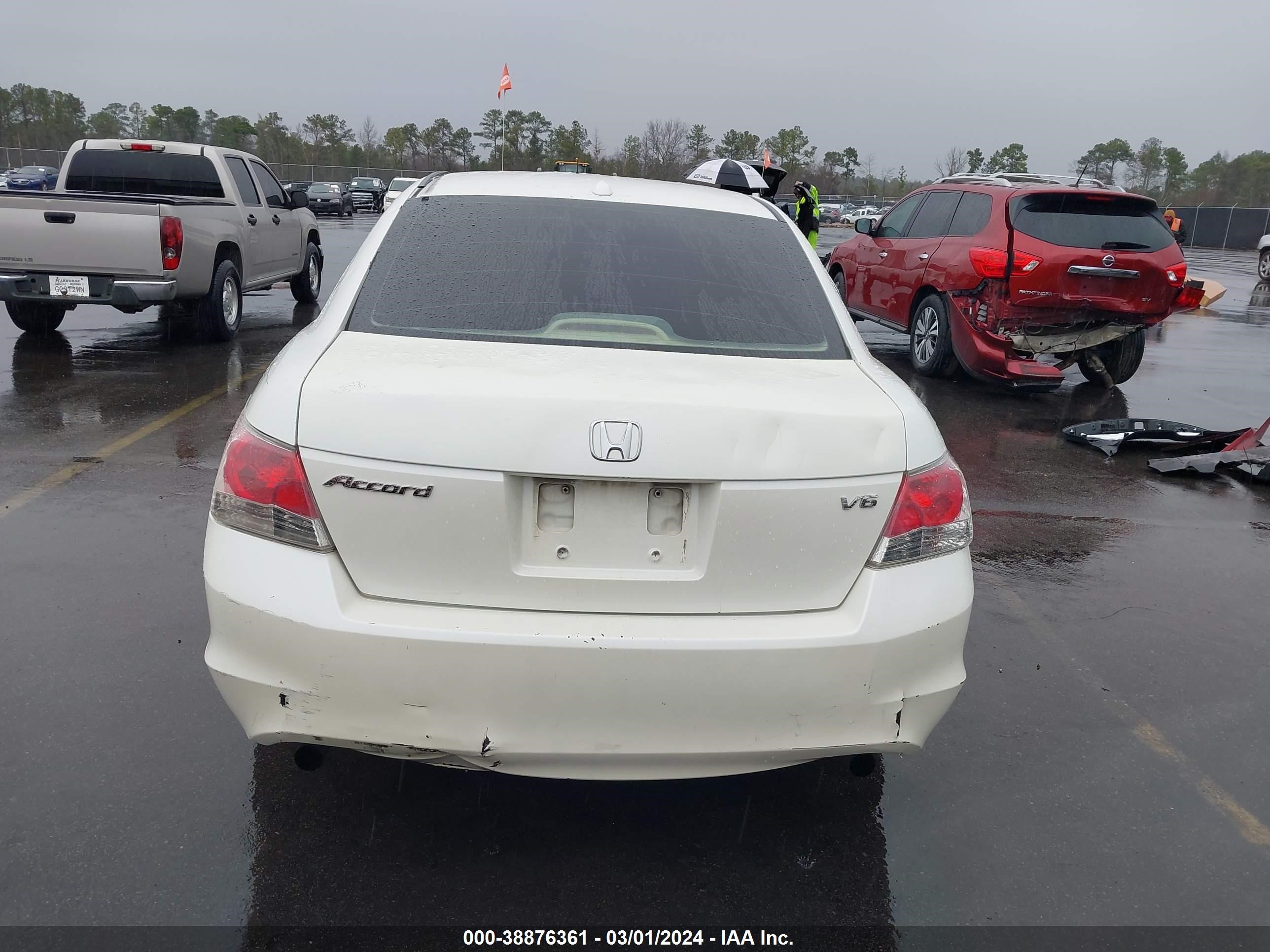 Photo 15 VIN: 1HGCP36878A005324 - HONDA ACCORD 