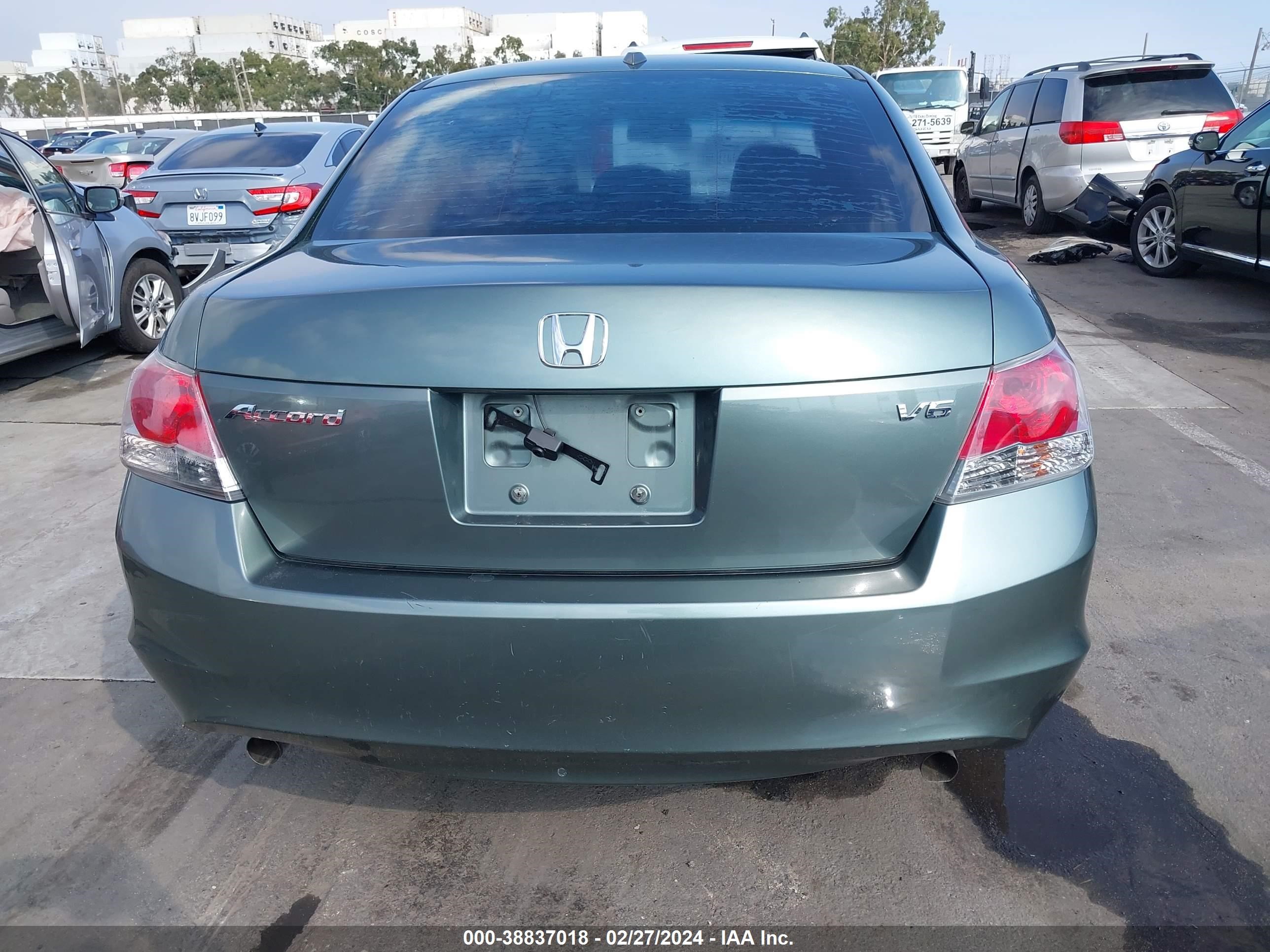 Photo 15 VIN: 1HGCP36878A007591 - HONDA ACCORD 