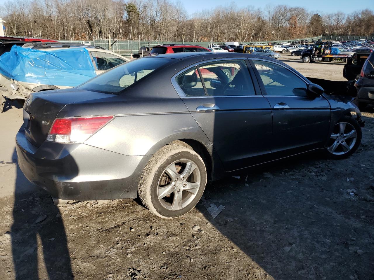 Photo 2 VIN: 1HGCP36878A081514 - HONDA ACCORD 