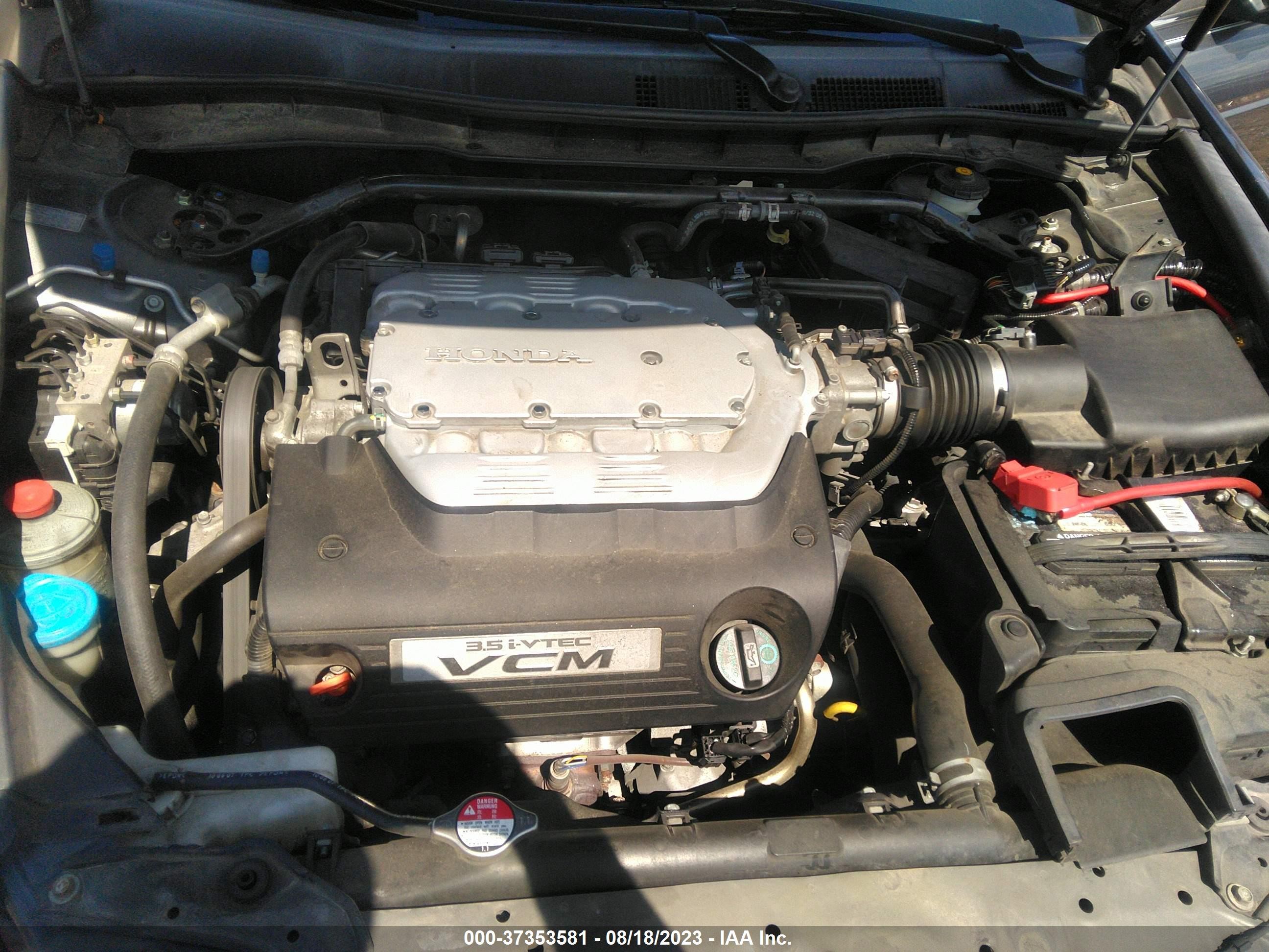 Photo 9 VIN: 1HGCP36888A000746 - HONDA ACCORD 