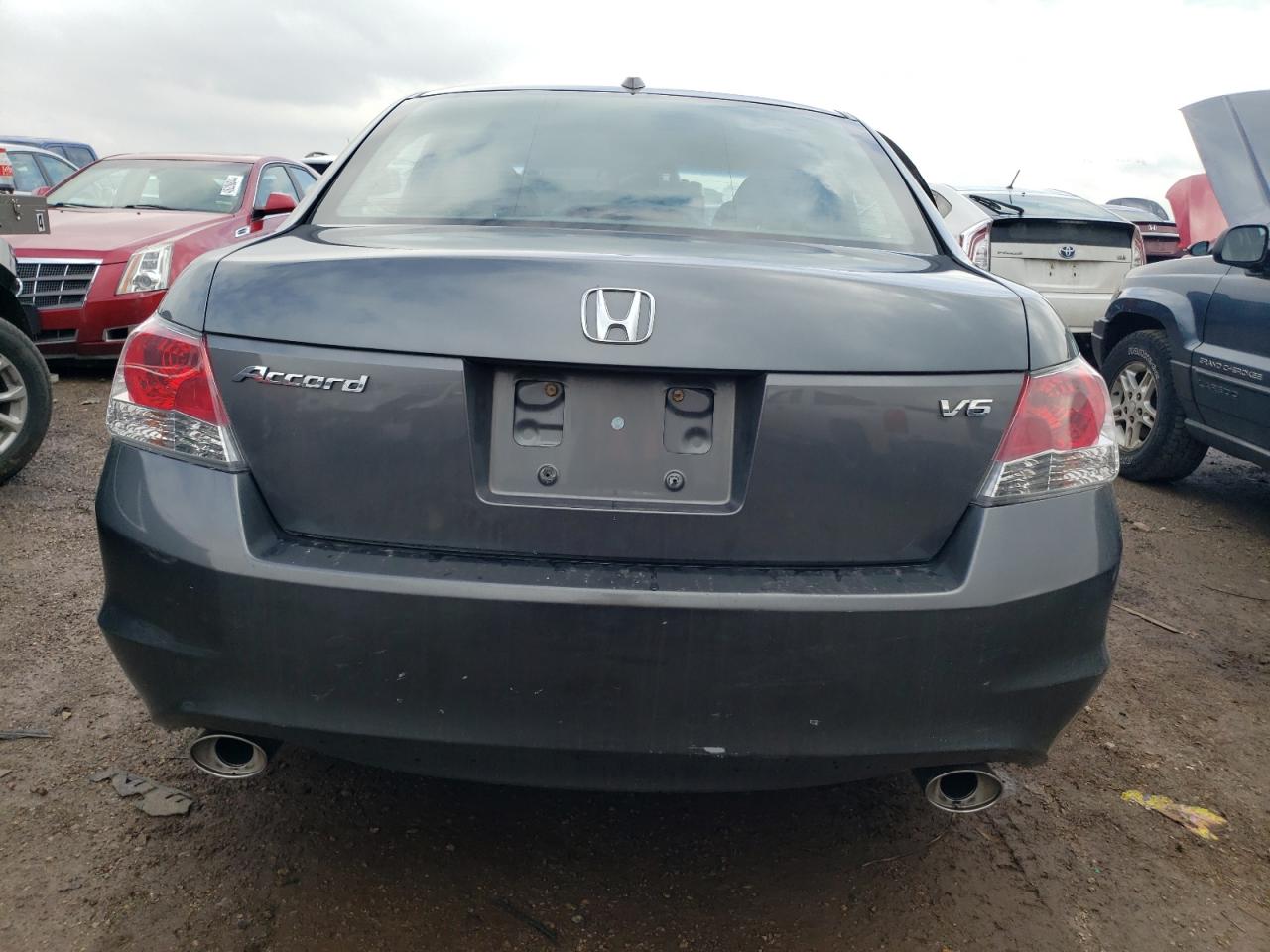 Photo 5 VIN: 1HGCP36888A052068 - HONDA ACCORD 