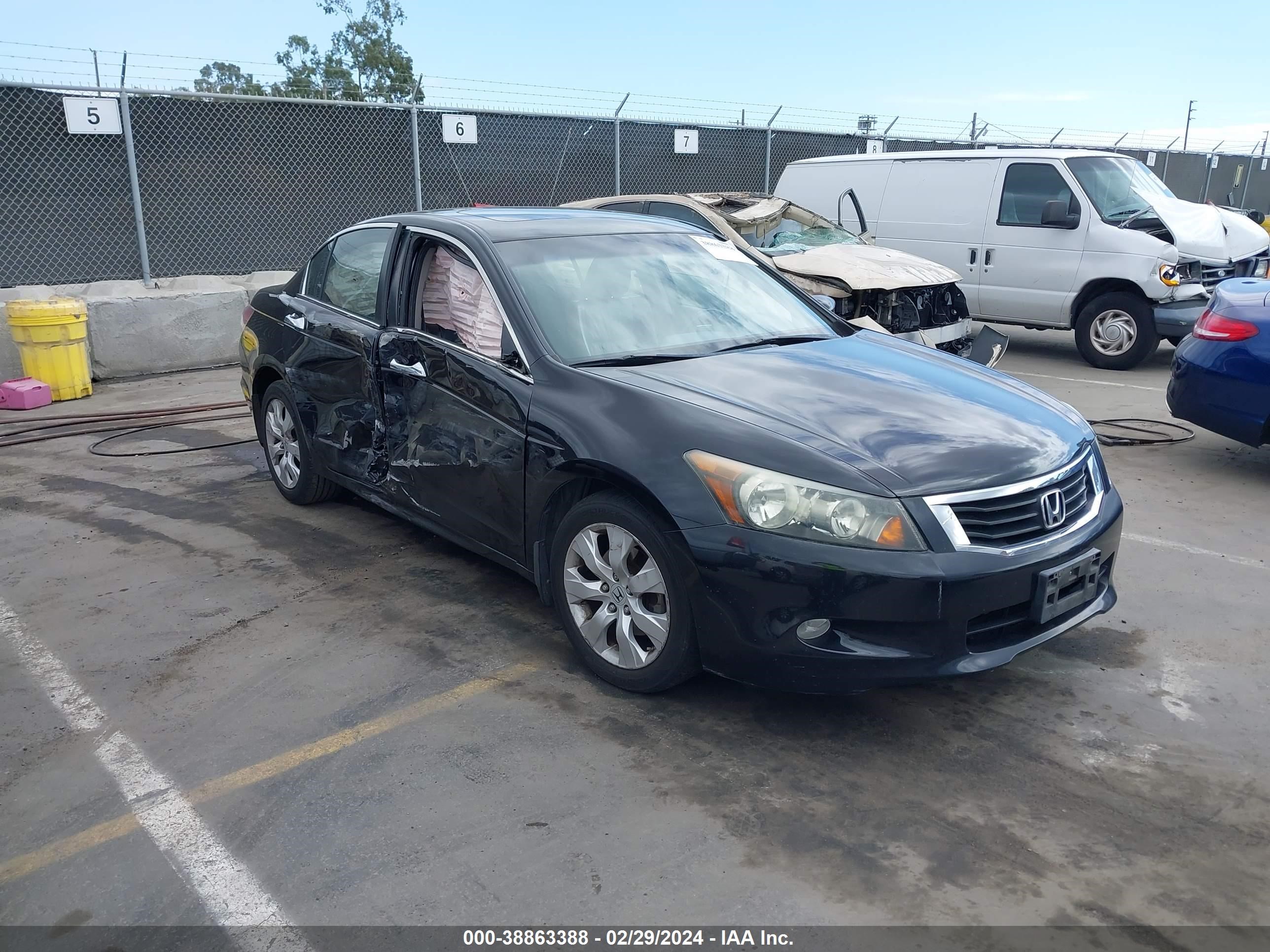 Photo 0 VIN: 1HGCP36888A067539 - HONDA ACCORD 