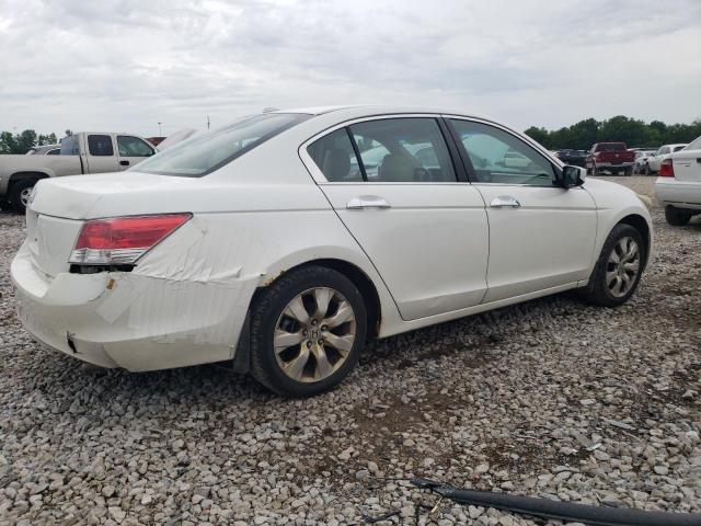 Photo 2 VIN: 1HGCP36898A018320 - HONDA ACCORD 