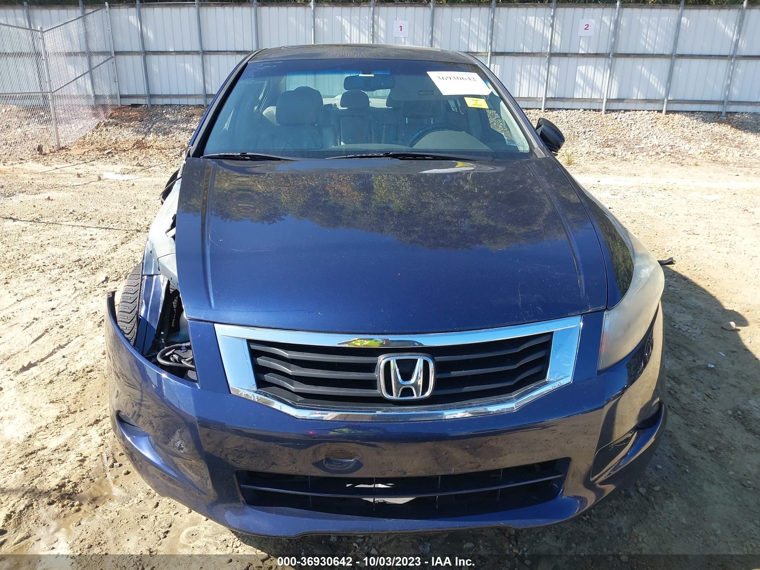 Photo 12 VIN: 1HGCP36898A084365 - HONDA ACCORD 