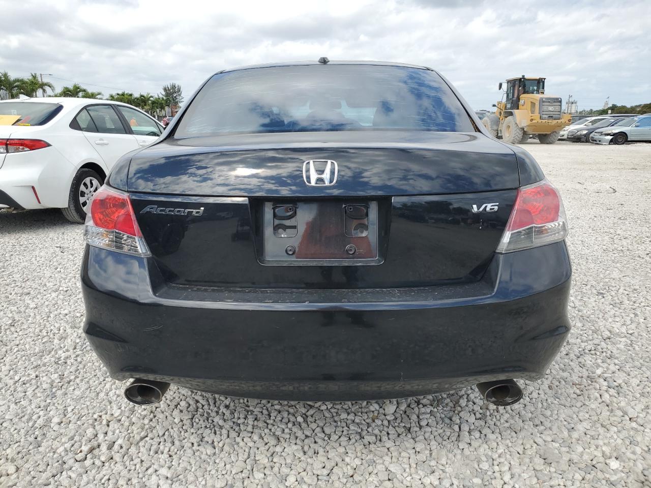 Photo 5 VIN: 1HGCP368X8A029617 - HONDA ACCORD 