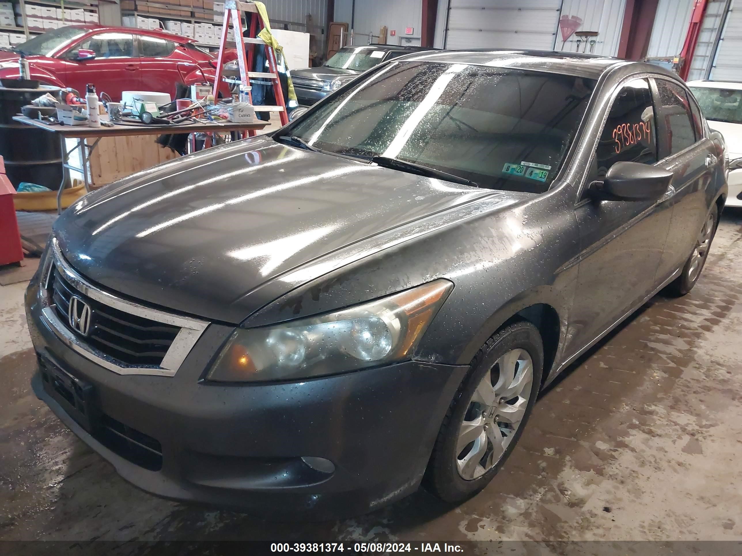 Photo 1 VIN: 1HGCP368X9A041686 - HONDA ACCORD 