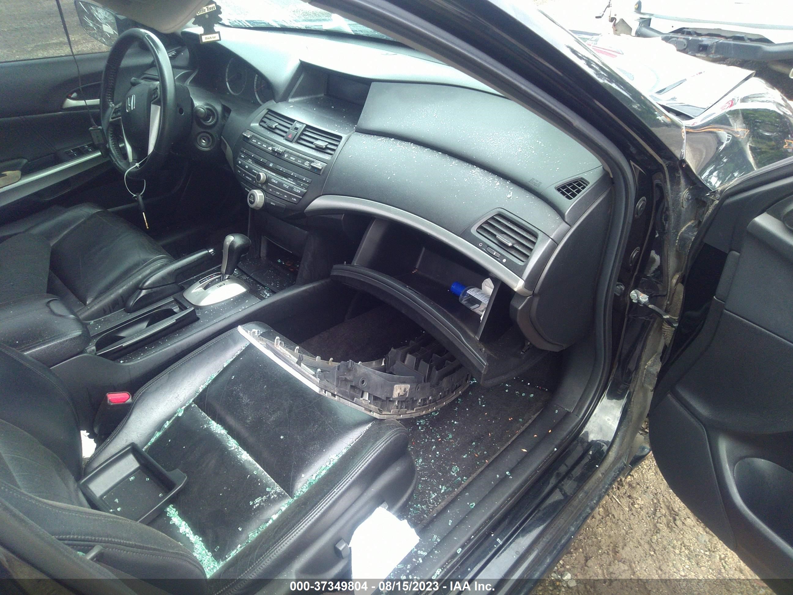 Photo 4 VIN: 1HGCP368X9A046533 - HONDA ACCORD 