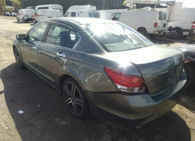 Photo 2 VIN: 1HGCP3F70AA029395 - HONDA ACCORD SDN 