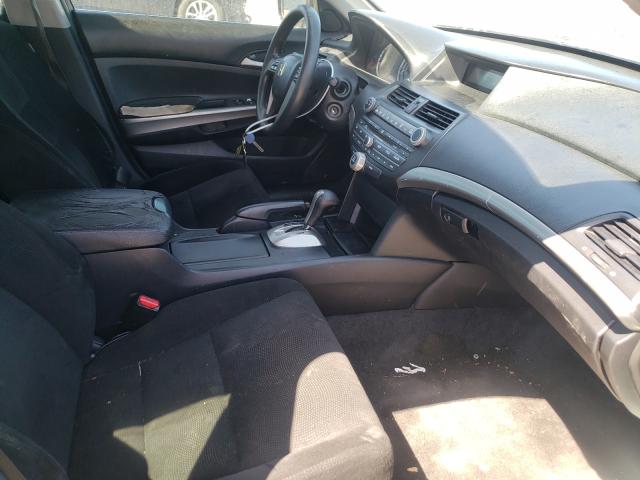 Photo 4 VIN: 1HGCP3F71AA013822 - HONDA ACCORD EX 