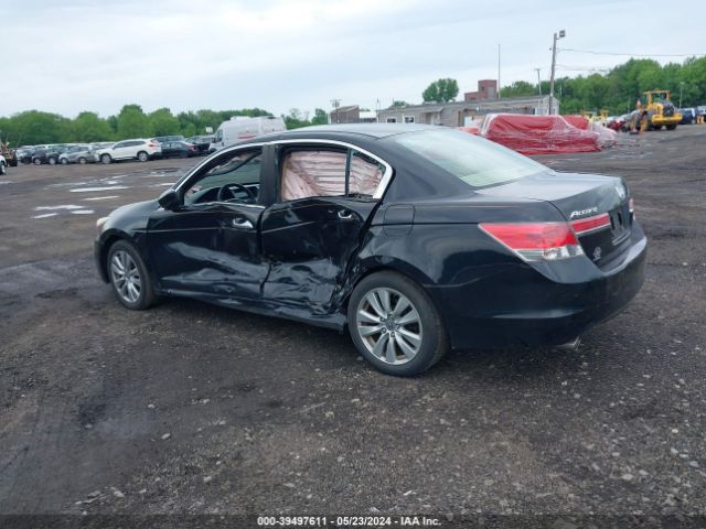 Photo 2 VIN: 1HGCP3F72CA002928 - HONDA ACCORD 