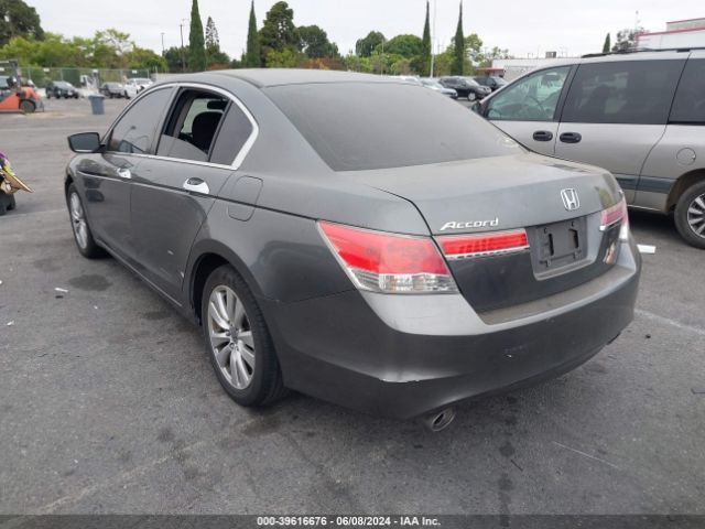 Photo 2 VIN: 1HGCP3F73CA008639 - HONDA ACCORD 