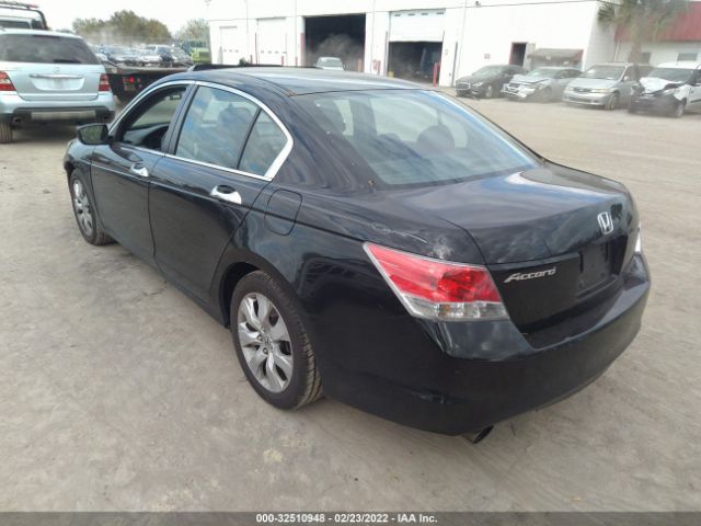 Photo 2 VIN: 1HGCP3F75AA013984 - HONDA ACCORD SDN 