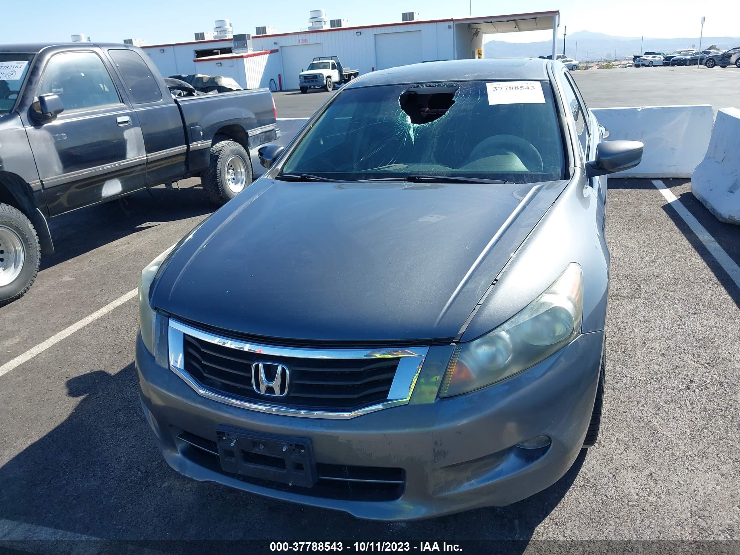 Photo 5 VIN: 1HGCP3F76AA030907 - HONDA ACCORD 