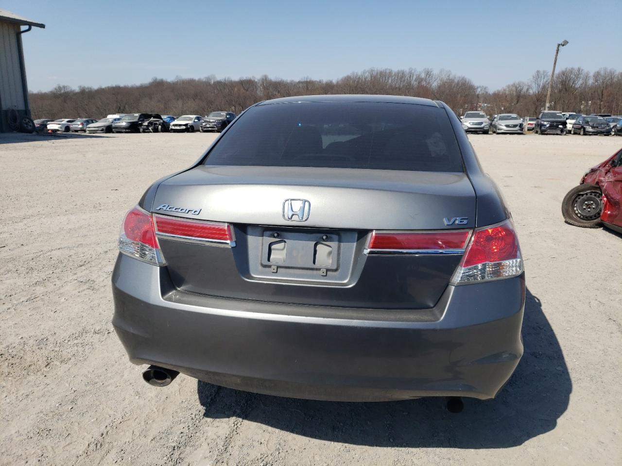 Photo 5 VIN: 1HGCP3F77CA001161 - HONDA ACCORD 