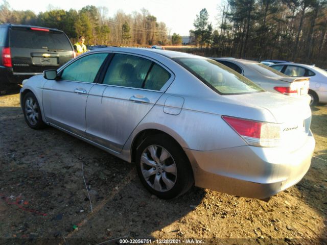 Photo 2 VIN: 1HGCP3F79AA012367 - HONDA ACCORD SDN 