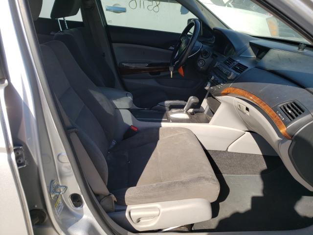 Photo 4 VIN: 1HGCP3F79CA002862 - HONDA ACCORD 