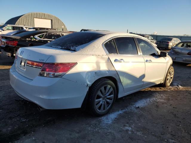 Photo 2 VIN: 1HGCP3F7XCA004250 - HONDA ACCORD 