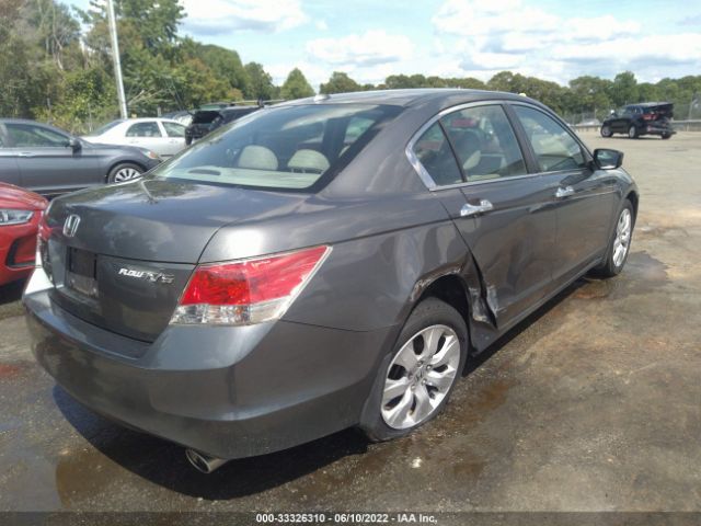 Photo 3 VIN: 1HGCP3F80AA013934 - HONDA ACCORD SDN 