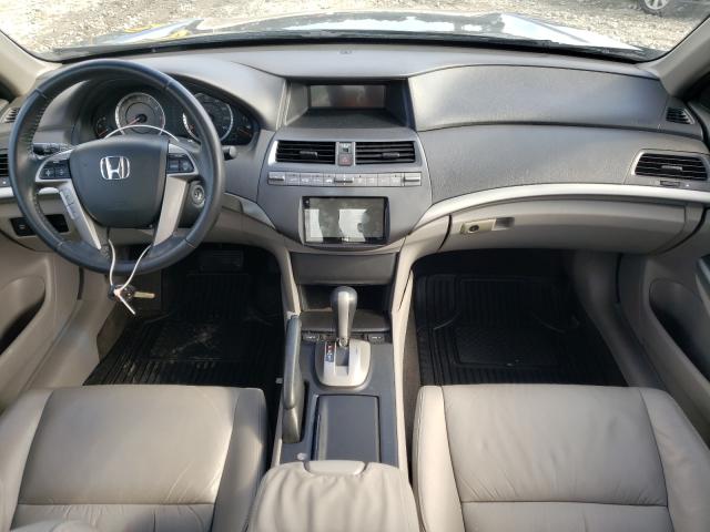 Photo 8 VIN: 1HGCP3F80AA014064 - HONDA ACCORD 