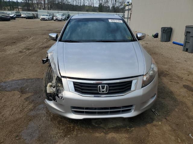 Photo 4 VIN: 1HGCP3F80AA017563 - HONDA ACCORD EXL 