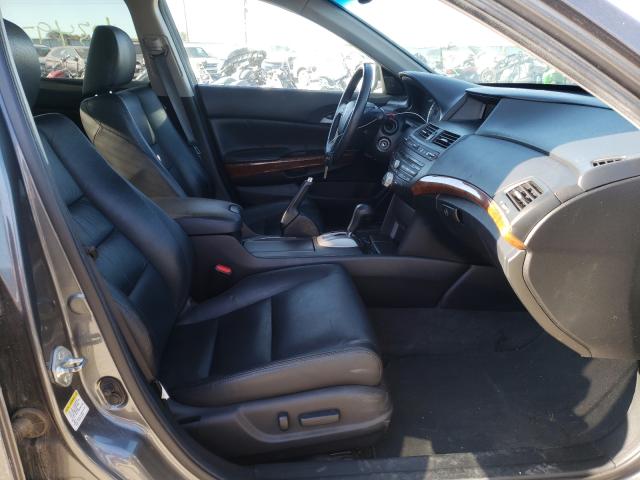 Photo 4 VIN: 1HGCP3F80BA015152 - HONDA ACCORD 