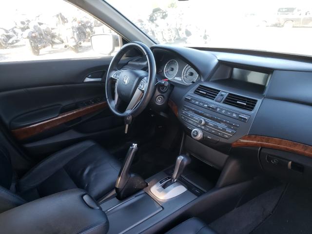 Photo 8 VIN: 1HGCP3F80BA015152 - HONDA ACCORD 