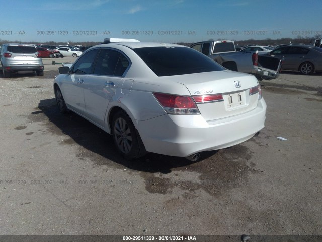 Photo 2 VIN: 1HGCP3F80CA001673 - HONDA ACCORD SDN 