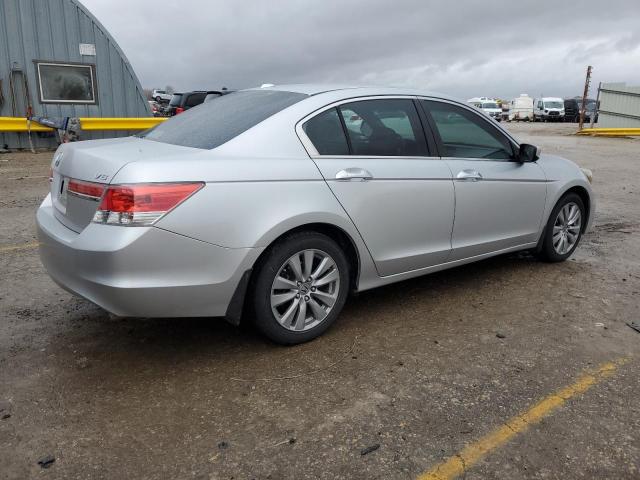 Photo 2 VIN: 1HGCP3F80CA028470 - HONDA ACCORD 