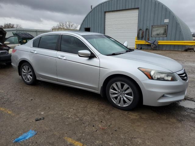 Photo 3 VIN: 1HGCP3F80CA028470 - HONDA ACCORD 