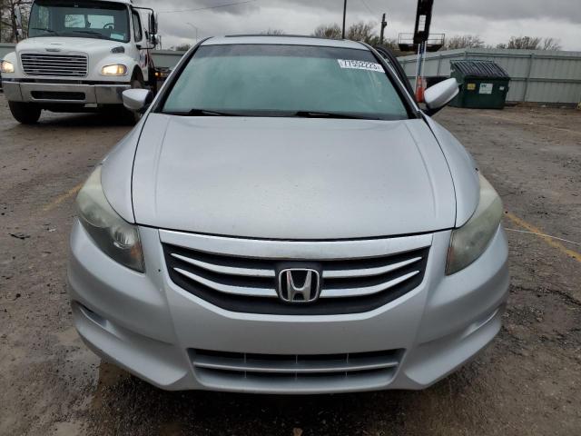 Photo 4 VIN: 1HGCP3F80CA028470 - HONDA ACCORD 