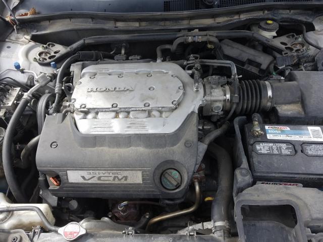 Photo 6 VIN: 1HGCP3F81AA003588 - HONDA ACCORD EXL 