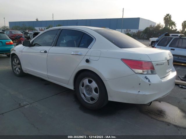 Photo 2 VIN: 1HGCP3F81AA007365 - HONDA ACCORD 