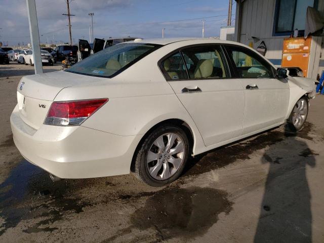 Photo 2 VIN: 1HGCP3F81AA031763 - HONDA ACCORD 