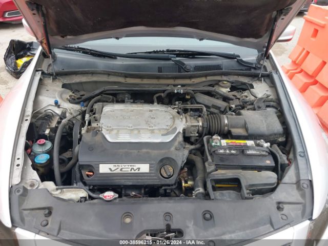 Photo 9 VIN: 1HGCP3F81BA017573 - HONDA ACCORD 