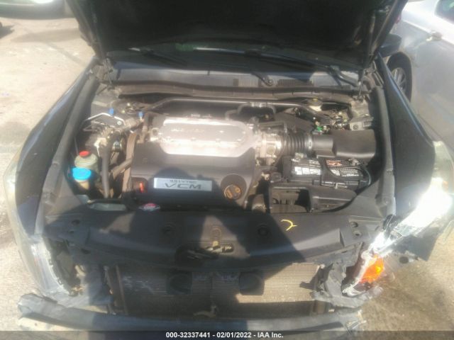 Photo 9 VIN: 1HGCP3F81BA022174 - HONDA ACCORD SDN 