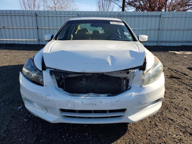 Photo 4 VIN: 1HGCP3F81BA024782 - HONDA ACCORD EXL 