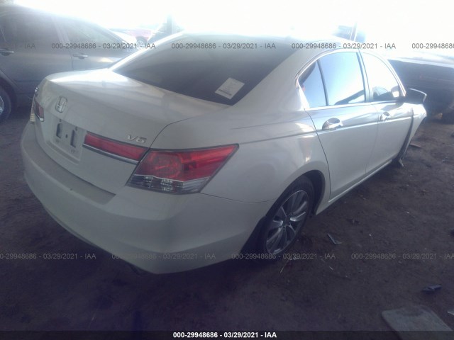 Photo 3 VIN: 1HGCP3F81BA026502 - HONDA ACCORD SDN 