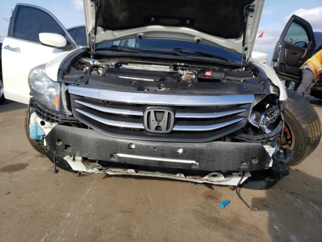 Photo 8 VIN: 1HGCP3F81BA029786 - HONDA ACCORD EXL 