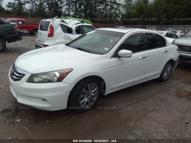 Photo 1 VIN: 1HGCP3F81BA032316 - HONDA ACCORD SDN 