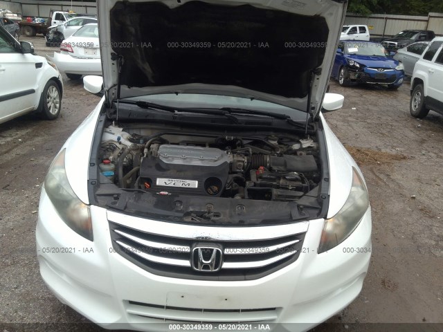 Photo 9 VIN: 1HGCP3F81BA032316 - HONDA ACCORD SDN 