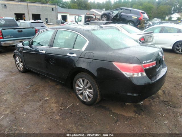 Photo 2 VIN: 1HGCP3F81CA009653 - HONDA ACCORD SDN 