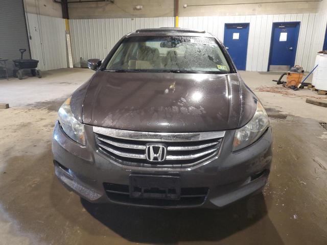 Photo 4 VIN: 1HGCP3F81CA014853 - HONDA ACCORD 