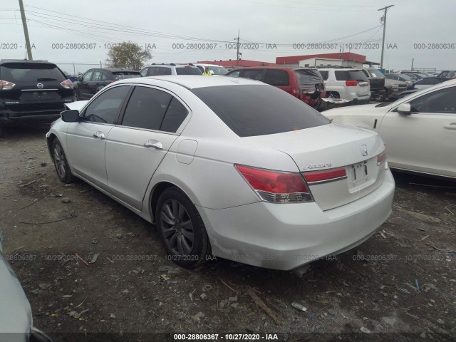 Photo 2 VIN: 1HGCP3F81CA018398 - HONDA ACCORD SDN 