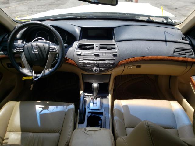 Photo 8 VIN: 1HGCP3F81CA028557 - HONDA ACCORD EXL 