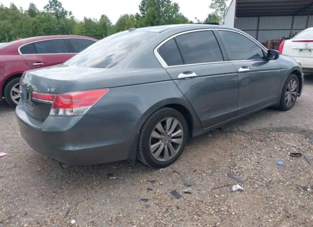 Photo 3 VIN: 1HGCP3F81CA029661 - HONDA ACCORD SDN 