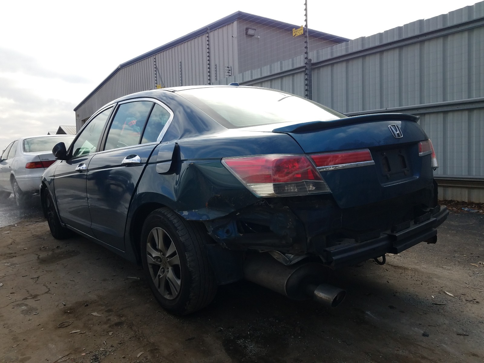 Photo 2 VIN: 1HGCP3F81CA035184 - HONDA ACCORD EXL 