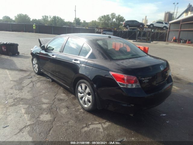 Photo 2 VIN: 1HGCP3F82AA012994 - HONDA ACCORD SDN 